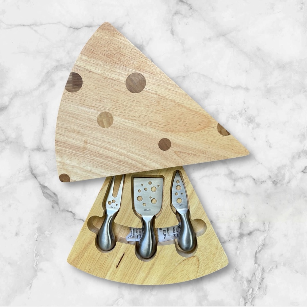 New Edlong Dairy Technologies Swiss Cheese Wedge Swivel Cheese Board w/Utensils - Picture 1 of 5